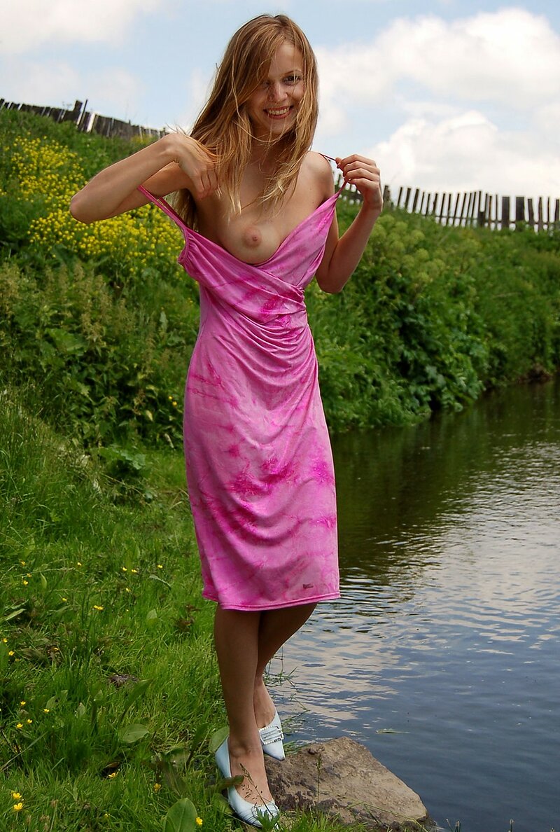 Валентина, 25 лет, 0 размер груди